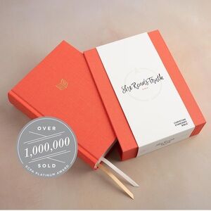 CSB She Reads Truth Bible, Poppy Linen, Black Letter, Full-Color Design